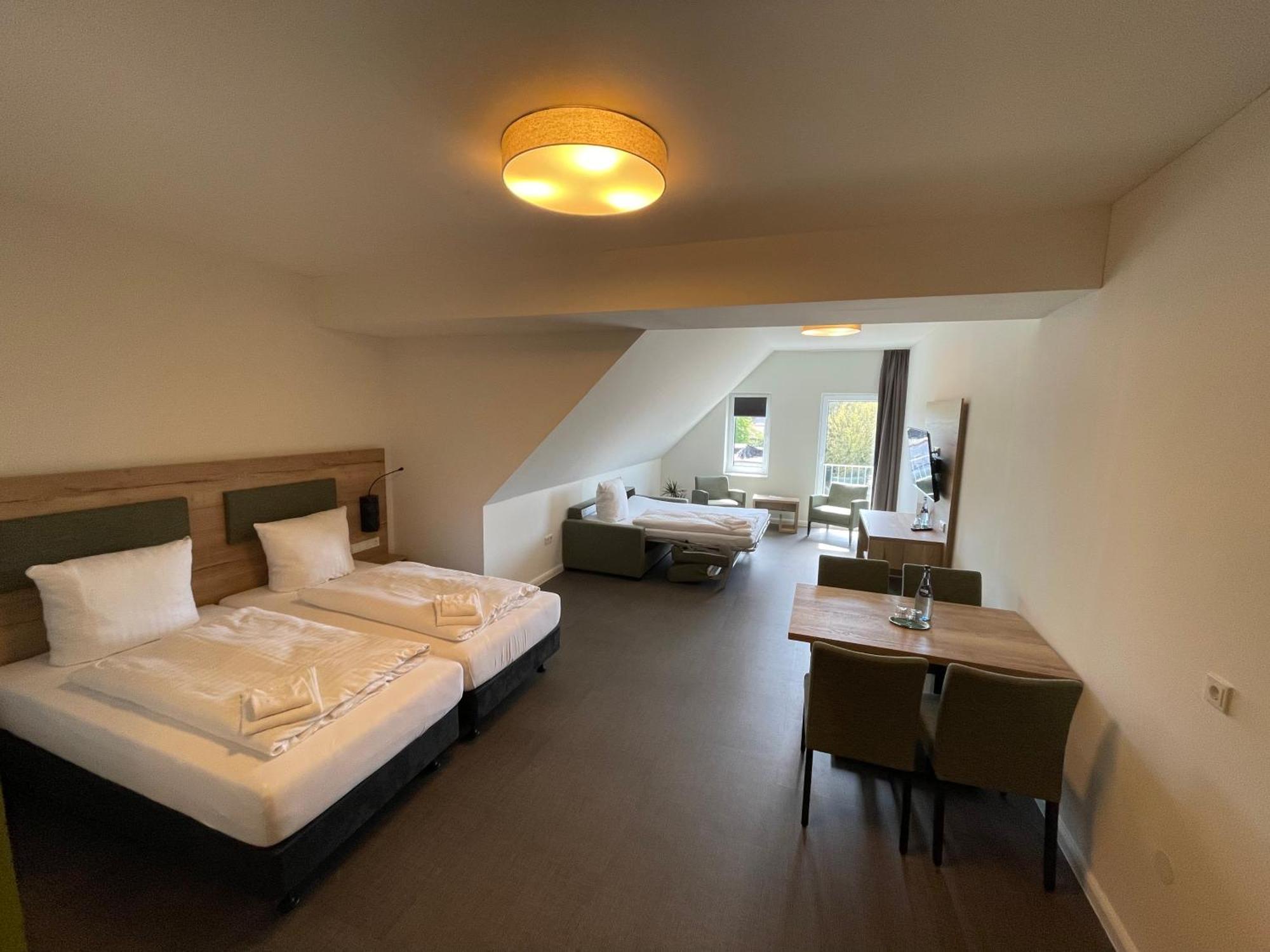 Hotel Am Pferdemarkt Ауріх Екстер'єр фото